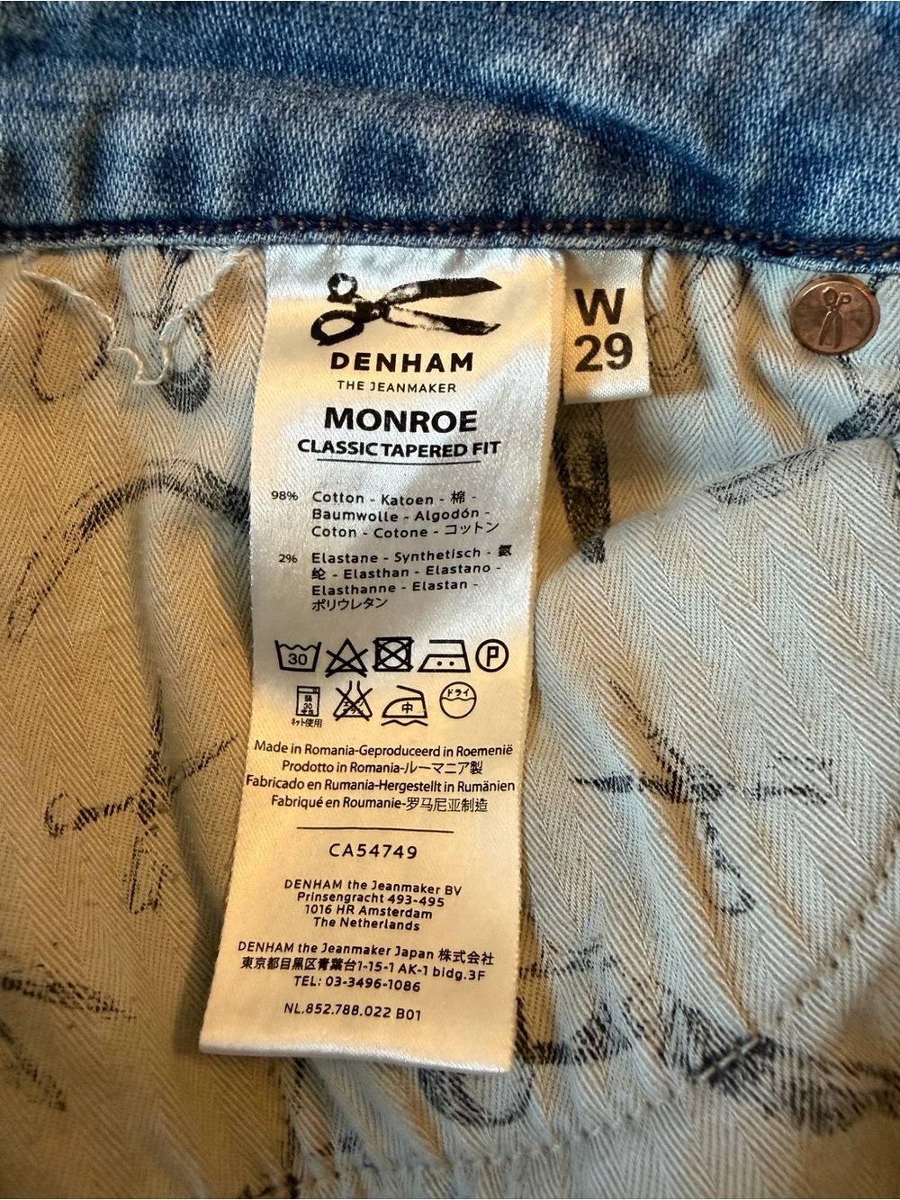 Denham Jeans Light Blue Boyfriend Jeans with Dark Patch Details - Picture 11 of 15